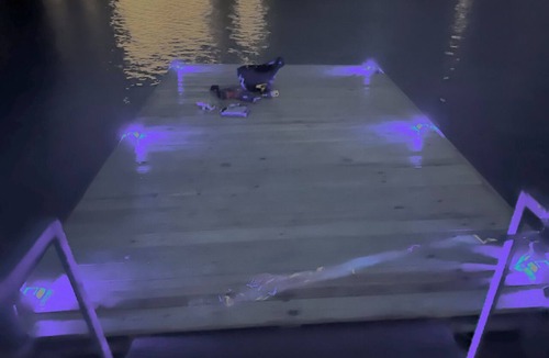 Wolf Creek Cabin | Cozy Retreat Lake of Egypt Screened deck, lighted boat doc no wake cove