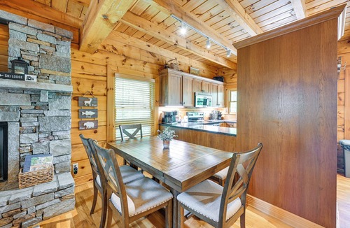 The Mountain Club Cottage | Cozy Retreat w/Deck & Sapphire Resort Access!