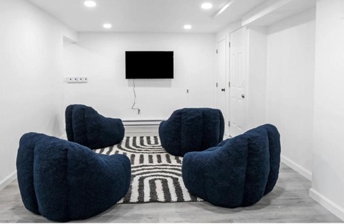 Wareham Center House | Cozy Riverfront Stay in Wareham