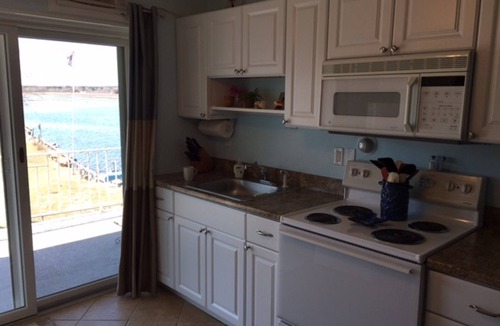 Wells Beach Condo | Cozy Riverside Studio Condo Two Minute Walk To Wells Beach