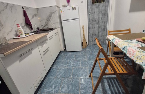 Galati Apartment | Cozy room available