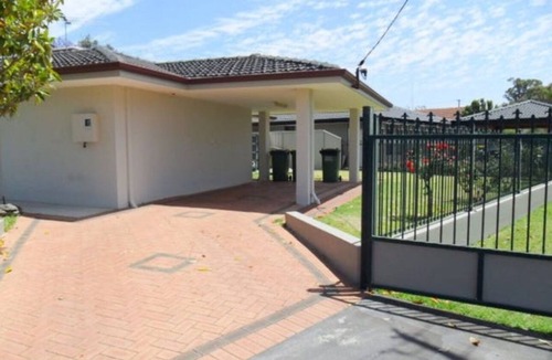 Morley House | cozy room close Perth city