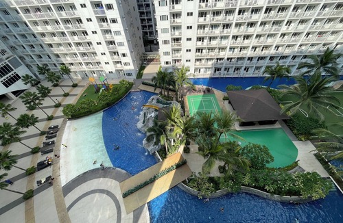 Barangay 76 Condo | Cozy Room in Modern Parañaque Condo with 2 Bedrooms