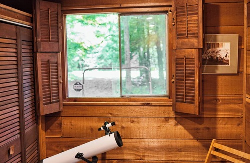 Havelock-Belmont-Methuen Cabin | Cozy Rustic Cabin on Jack Lake