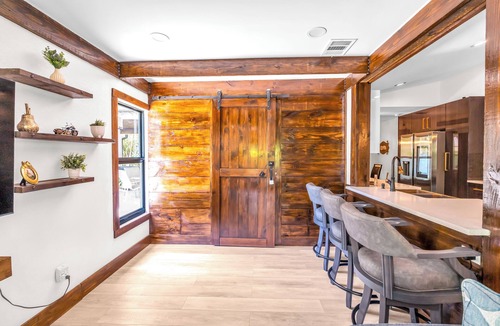 Rural Estates House | Cozy Rustic Estate Pool, Fire Pit, Near Stores