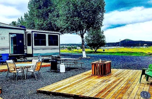 Williams House | Cozy RV Suite with Private Deck & Firepit Near Williams, Arizona