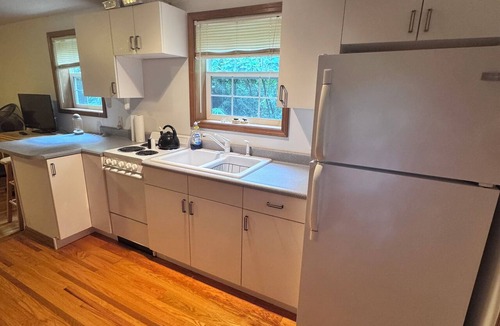 Carpenter Apartment | Cozy secluded 1 bd studio in Albany-pond access-pet friendly-toiletries included