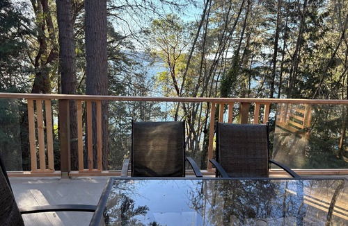 Sooke House | Cozy, secluded 3 bedroom ,2 bathroom home. Where the sea and forest meet
