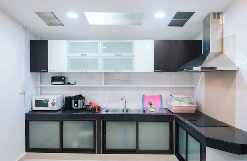 Hat Yai House | Cozy ,secure, close to town,night market & walking distance to central festival.