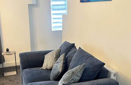 Tipton Apartment | cozy serene flat