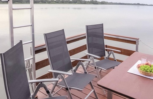 Neustrelitz Boat Rental | Cozy ship in Neustrelitz with WiFi