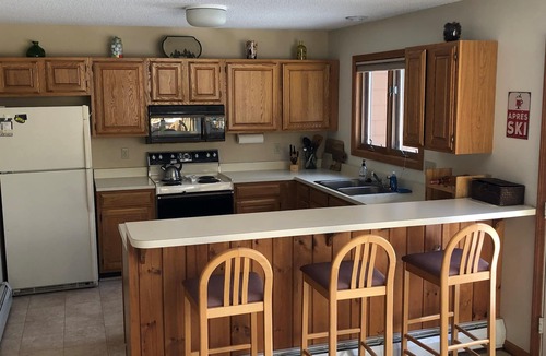 Carroll House | Cozy & Spacious 3 Bed Townhouse @ Mt Wash Place w/lovely views of Bretton Woods