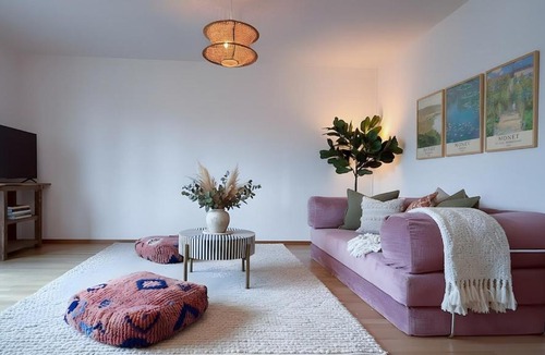 Dietikon District Apartment | Cozy Spacious Apartment near Zurich City with Balcony & Free Parking
