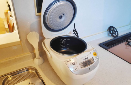 Kamata House | Cozy Spacious Modern 2-Story Home | 4 Min to Station, 15 Min to Haneda/Shinagawa