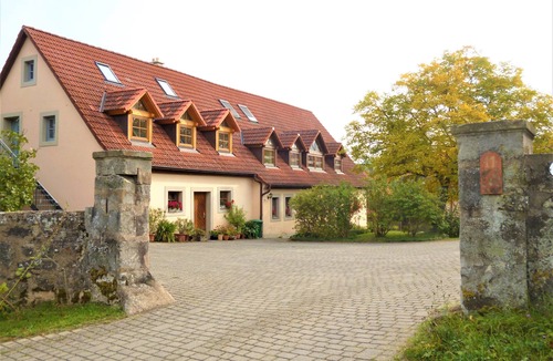Geiselwind Apartment | Cozy, spacious vacation apartment with outdoor seating in the Steigerwald