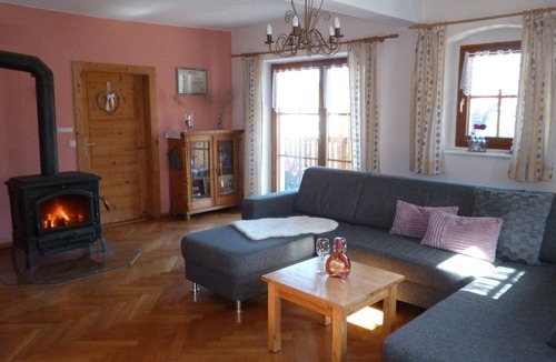 Geiselwind Apartment | Cozy, spacious vacation apartment with outdoor seating in the Steigerwald