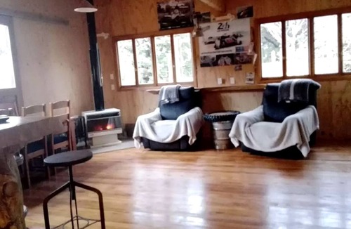 Springfield Cabin | Cozy Springfield Getaway near Prime Ski and Climbing Routes in Canterbury, New Zealand
