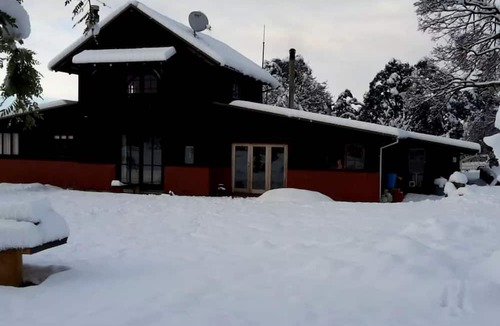 Springfield Cabin | Cozy Springfield Getaway near Prime Ski and Climbing Routes in Canterbury, New Zealand
