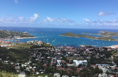 Estate Kings Quarter Villa | Cozy stay, next to lookout and 10 minutes for Magens Bay Beach