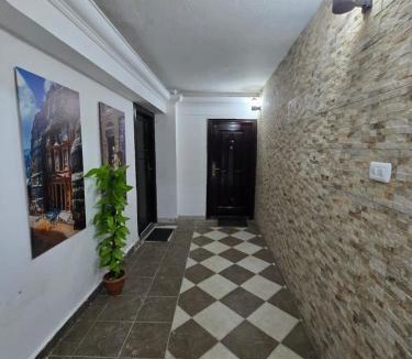 Amman Apartment | Cozy Studio 2 Central Amman, Near Rainbow Street