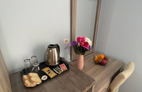 Vlore Apartment | Cozy studio apartment a stone's throw from the sea on the waterfront in Vlora