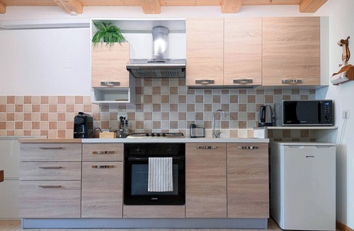 Tesero Apartment | Cozy studio apartment in the Dolomites