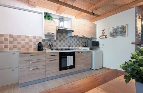 Tesero Apartment | Cozy studio apartment in the Dolomites