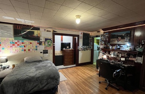 Angell Apartment | Cozy Studio Apartment in Central Ann Arbor