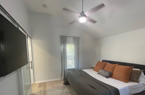 East Pensacola Heights Apartment | Cozy Studio Apartment with Bayou Views