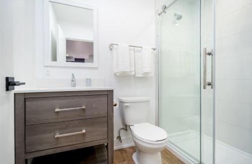 Hamilton Apartment | Cozy Studio Apt - Corktown Hamilton - Near DT
