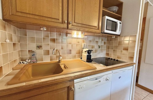 Praz-sur-Arly Apartment | Cozy Studio Cabin in Praz-Sur-Arly - Up to 4 Guests, Near Village Center and Ski Lifts