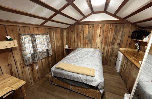 Christopher Creek House | Cozy Studio Cabin in the Heart of Christopher Creek, Perfect for an Arizona Getaway in Nature