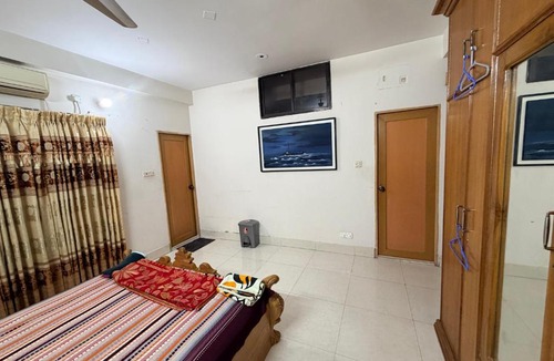 Mohammadpur Apartment | Cozy Studio Collection at Mohammadpur, Dhaka with AC & Keyless Entry