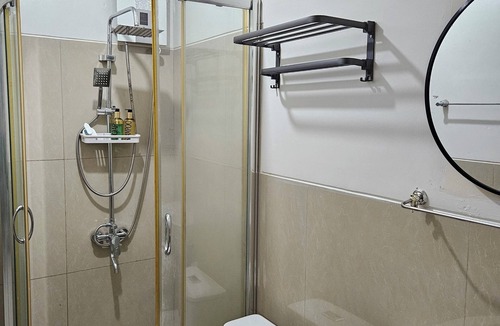 Legazpi Village Condo | Cozy studio condo with WiFi, AC in beautiful Makati