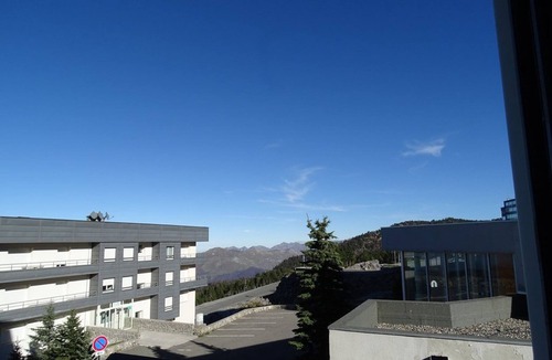 Arette Apartment | Cozy Studio for 4 with Kitchen, Free Parking, Ski Locker - La Pierre St Martin