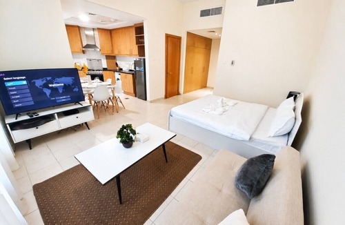 Discovery Gardens Apartment | Cozy Studio in Discovery Gardens
