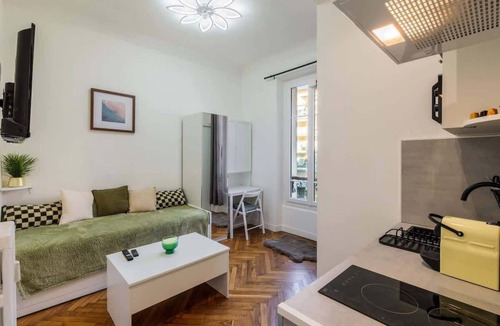 Jean-Medecin Apartment | Cozy studio in a beautiful listed residence