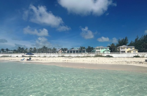 Alice Town Apartment | Cozy Studio in Beautiful Bimini
