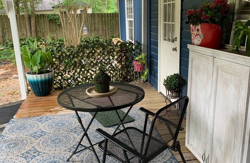 Lufkin Apartment | Cozy studio in charming Lufkin with AC, WiFi