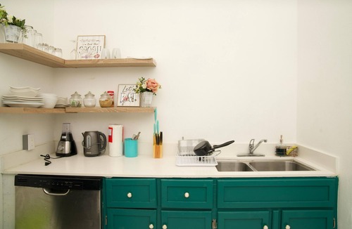 Cooper Jack Bay Settlement Apartment | Cozy Studio in Delightful Providenciales with WiFi, AC