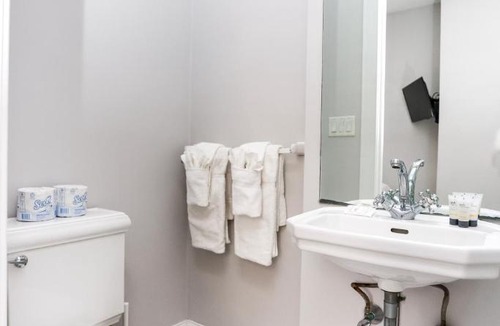 Columbus Apartment | Cozy Studio in Downtown Boston, #46