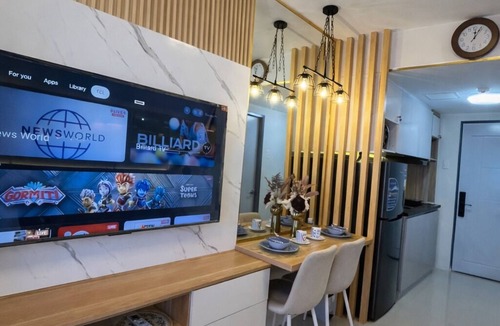 Bakilid Apartment | Cozy studio in J Tower Residence SM JMall Mandaue
