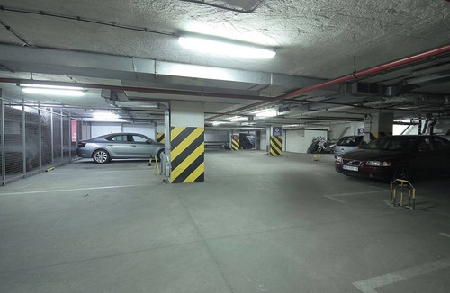 Terazije Apartment | Cozy Studio in Strong Center of Belgrade with Private Garage