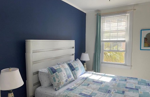 Palm Beach Apartment | Cozy Studio in the Heart of the Palm Beach Island
