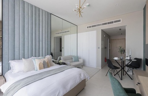 Discovery Gardens Apartment | Cozy Studio in Westwood By IMTIAZ