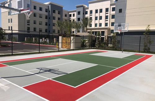 Irvine Business Complex Apartment | Cozy Studio | Kitchen, Breakfast & Fire Pit