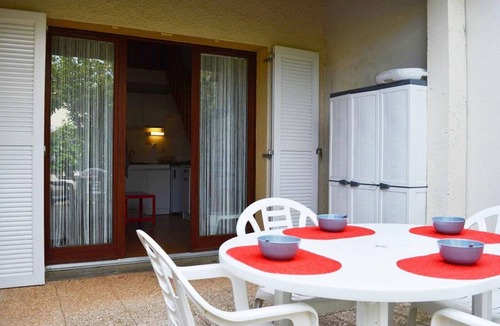 Narbonne-Plage Apartment | Cozy Studio Loft with Shared Pool, Terrace & Parking, 200m from Beach in Narbonne Plage