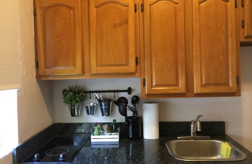 Coral Way Apartment | Cozy Studio steps to Coconut Grove