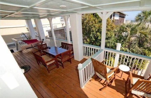 Tybee Island Condo | Cozy Studio Terrace w/Partial Ocean View, Hammock, & Pool Access
