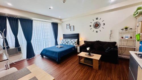 Highway Hills Apartment | Cozy Studio Unit in Soho central Private Residences